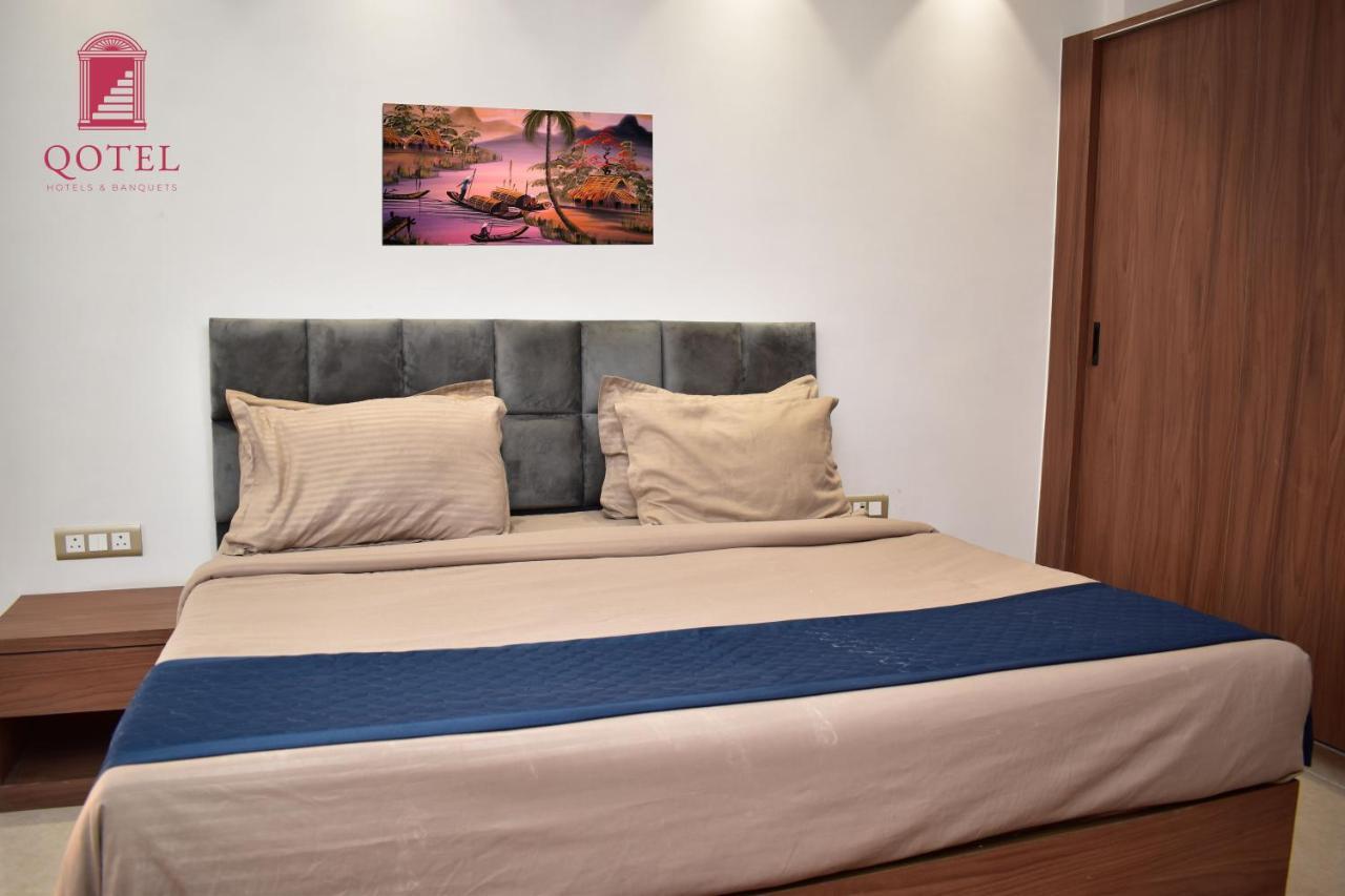 Qotel Hotel Signature Bnb-Ashok Vihar New Delhi Exterior photo