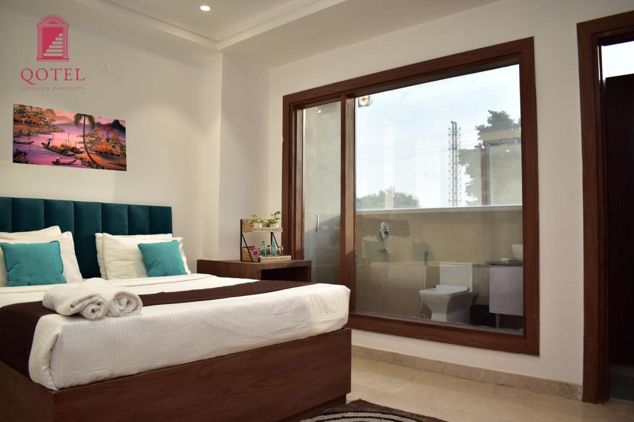 Qotel Hotel Signature Bnb-Ashok Vihar New Delhi Exterior photo