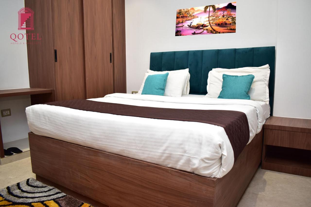Qotel Hotel Signature Bnb-Ashok Vihar New Delhi Exterior photo